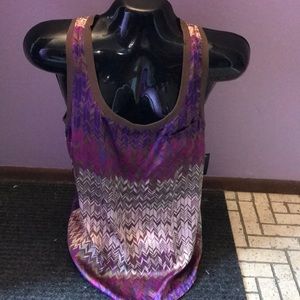 Multi color tank with pocket detail *nwt